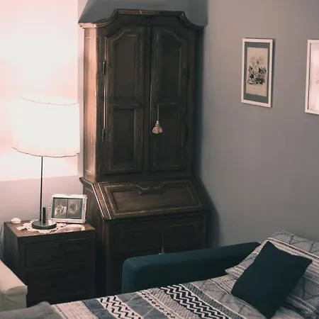 La Casa Del Nespolo, 2 Terrazzi E 2 Bagni In Centro *