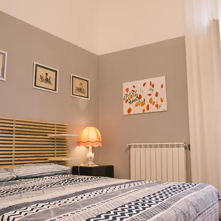 La Casa Del Nespolo, 2 Terrazzi E 2 Bagni In Centro * Nápoly