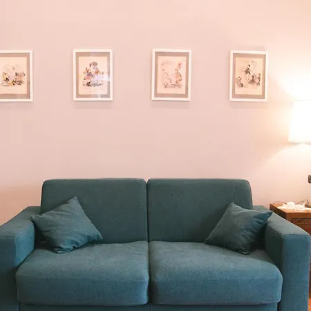 La Casa Del Nespolo, 2 Terrazzi E 2 Bagni In Centro * Neapel